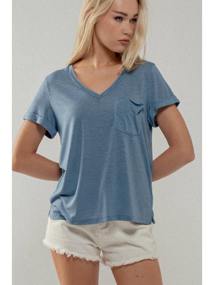 Urban Daizy - Wholesale T-Shirt - Women's - Rolled Sleeve V-Neck Pocket Tee30