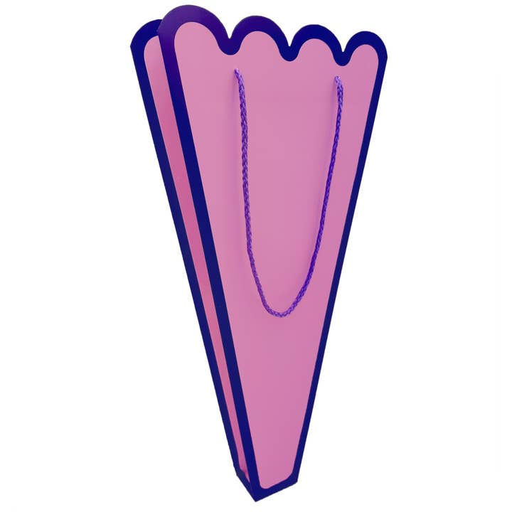 Bouquet de pétoncles à la gelée de raisin dans un sac cadeau pour la vente par The Social Type