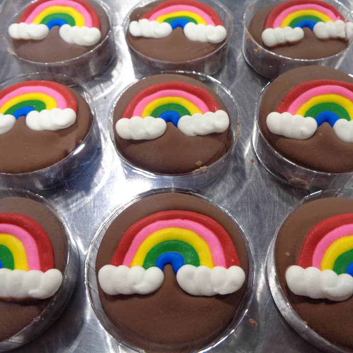 🌈Milk Chocolate Oreo "Rainbows" 🥇Chocolate Covered Oreo 🌍"Bumble Bee's" Box of 24 for wholesale by Bear Creek Candy Kitchen