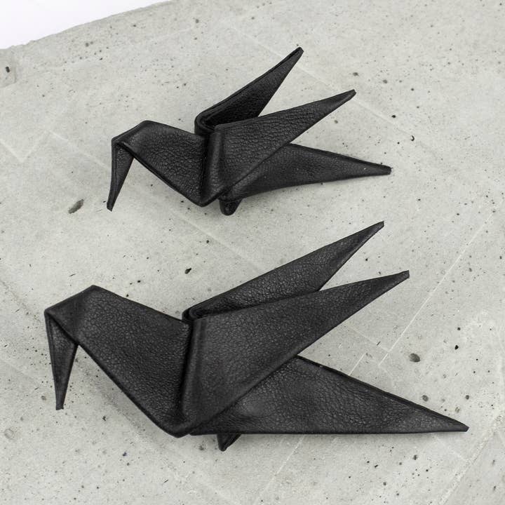 Genuine leather origami bird brooch / pin / pendant for wholesale by MIMIKRI Design
