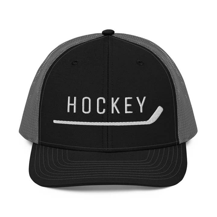 Casquette Hockey Stick Trucker pour la vente par Celly Threads Hockey