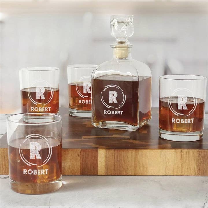 Engraved Groomsmen Circular Lines Decanter Set for wholesale by Sunny Jar Personalized