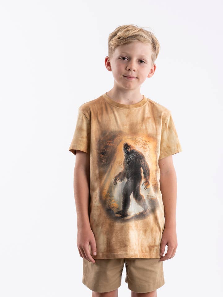 Camiseta juvenil Big Foot teñida de forma natural para venta al por mayor de Wild Style