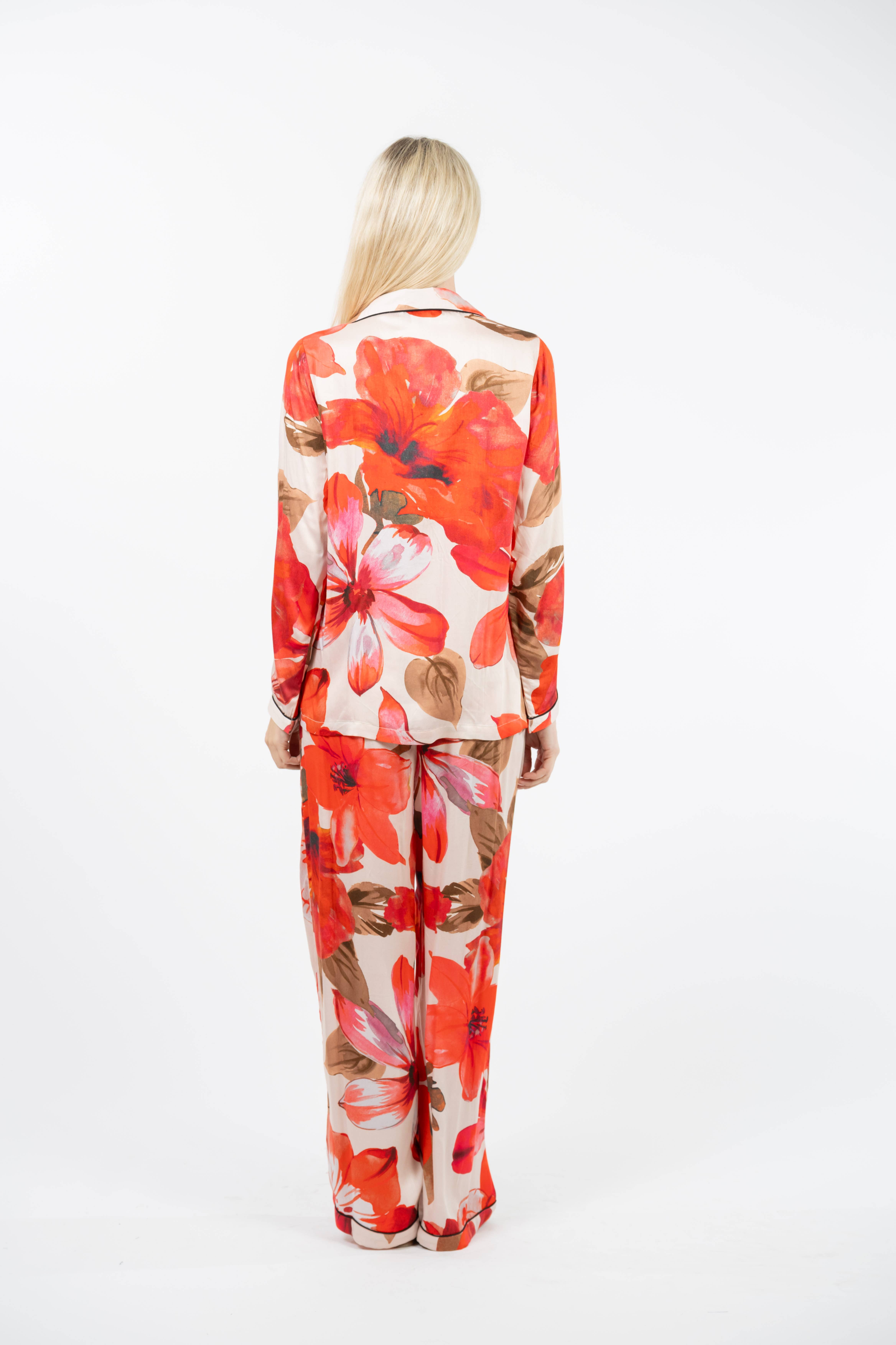 ROSES TRAJI RELAXED FIT PAJAMA SET  for wholesale on Faire1