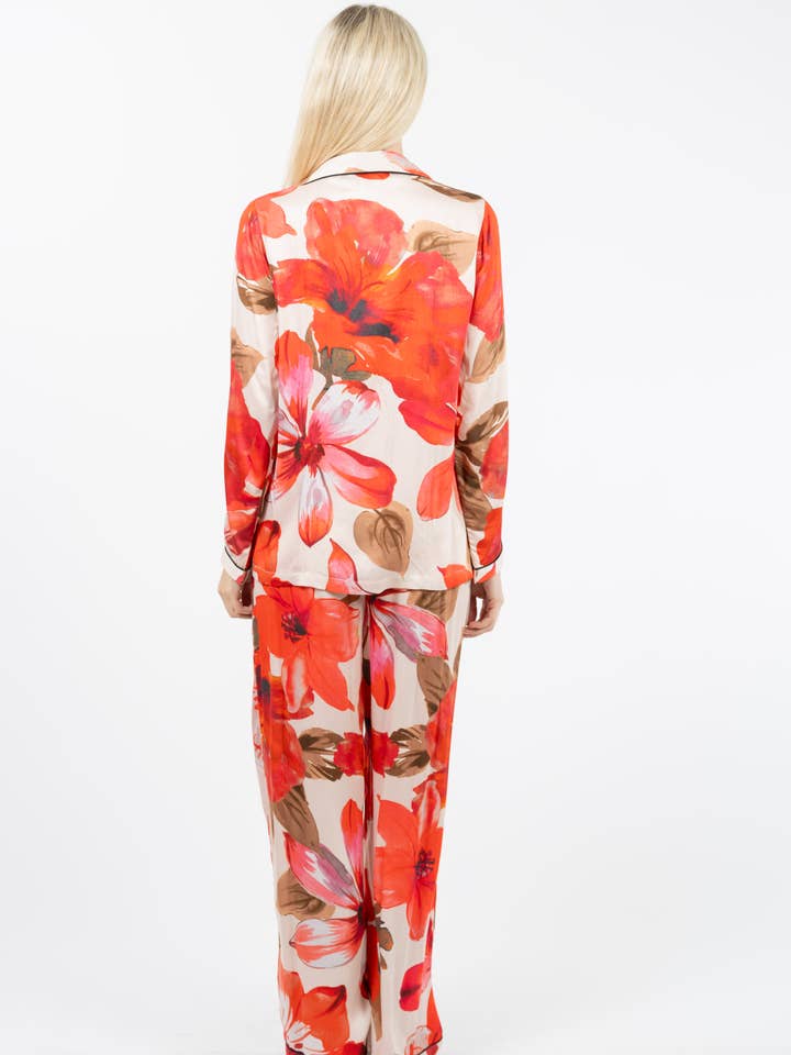 ROSES TRAJI RELAXED FIT PAJAMA SET for wholesale on Faire1