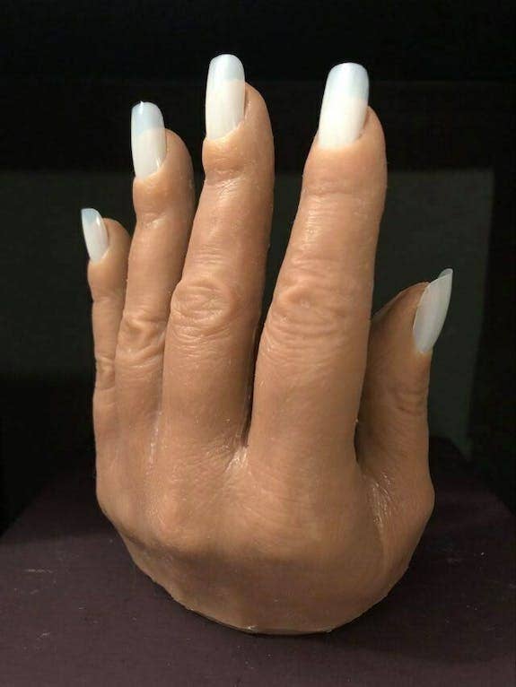 Demi-main 5 Normal Maroc pour la vente par Regina Hands