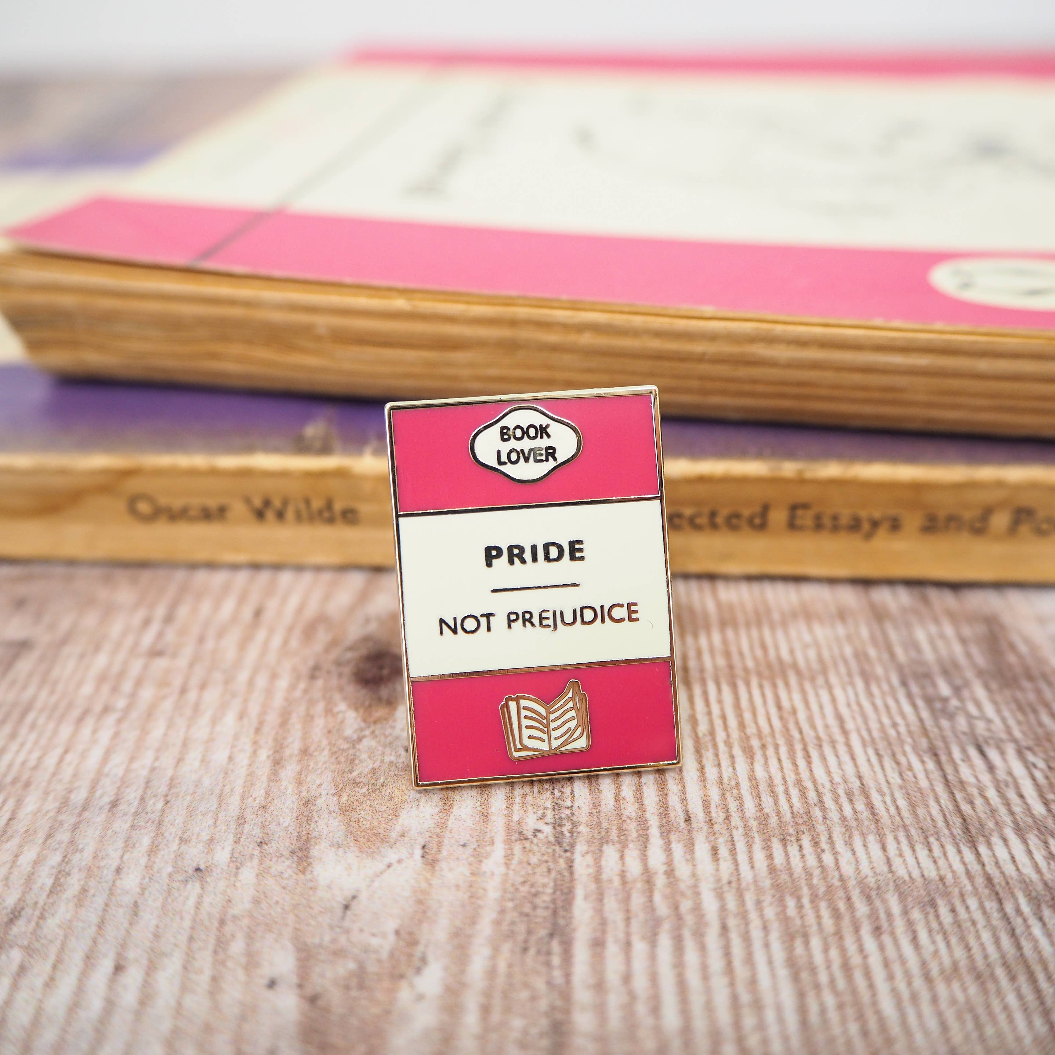 LiteraryEmporium - Wholesale Lapel Pin/Button - 'Pride Not Prejudice' Book Lover Enamel Pin Badge2