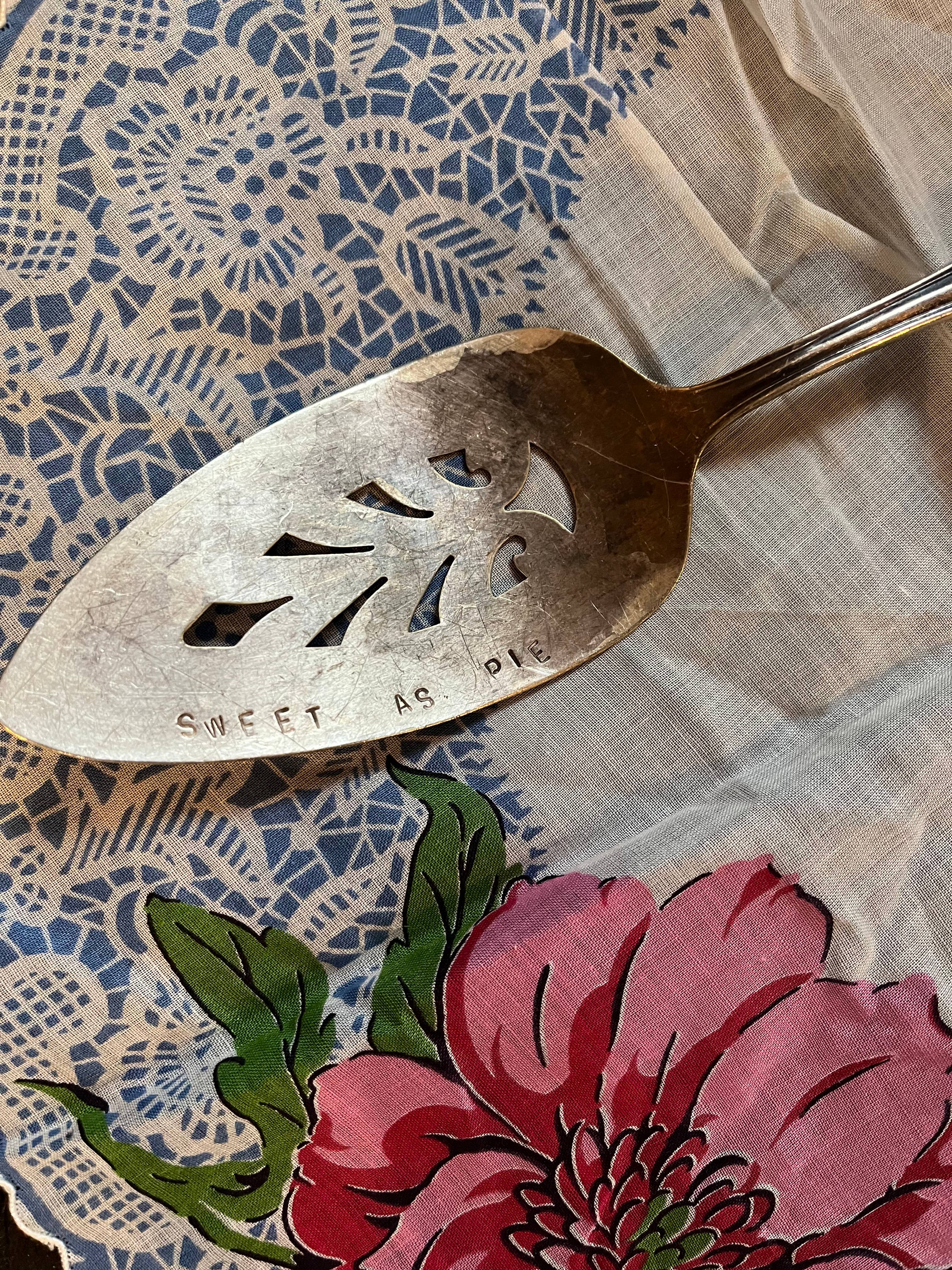 Cards by Design - Wholesale Serving Utensil - Sweet As Pie Pie/ Cake Server1