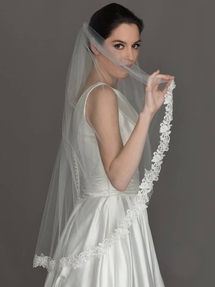 905-35 pour la vente par Erica Koesler Wedding Accessories