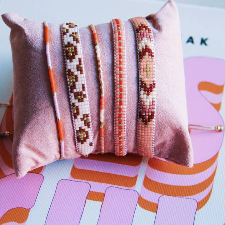 Bazou – wholesale Woven/braided bracelet – Weaving bracelet with leopard print - cognac/peach