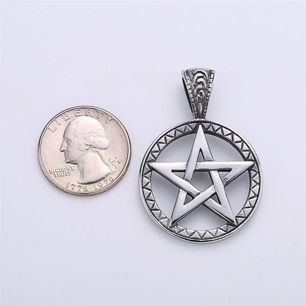 Aim Eternal - Wholesale Individual Charm/Pendant - Antique Silver Star Pentacle - Wicca Jewelry Vintage Pendant - Medallion Pentagram Pendant Necklace Component J-7022