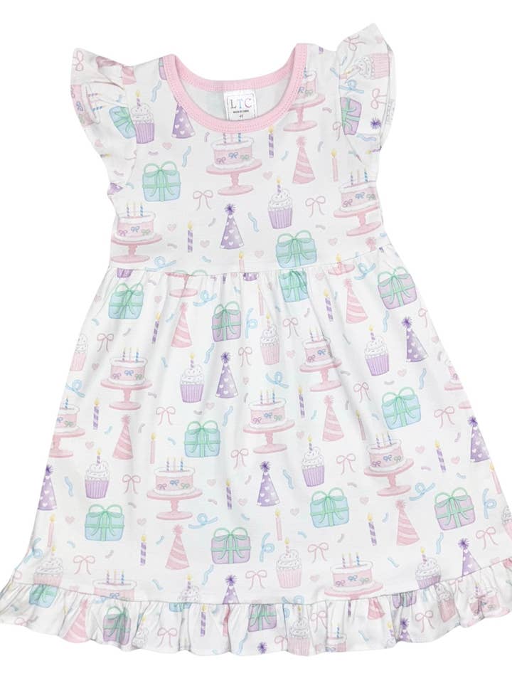 Abito a maniche svolazzanti "It's My Birthday" per la vendita all'ingrosso da parte di Love That Cotton