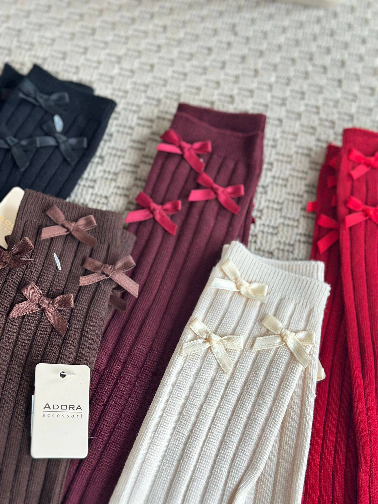 ADORA - Wholesale Socks - Women's - Long socks with bows1