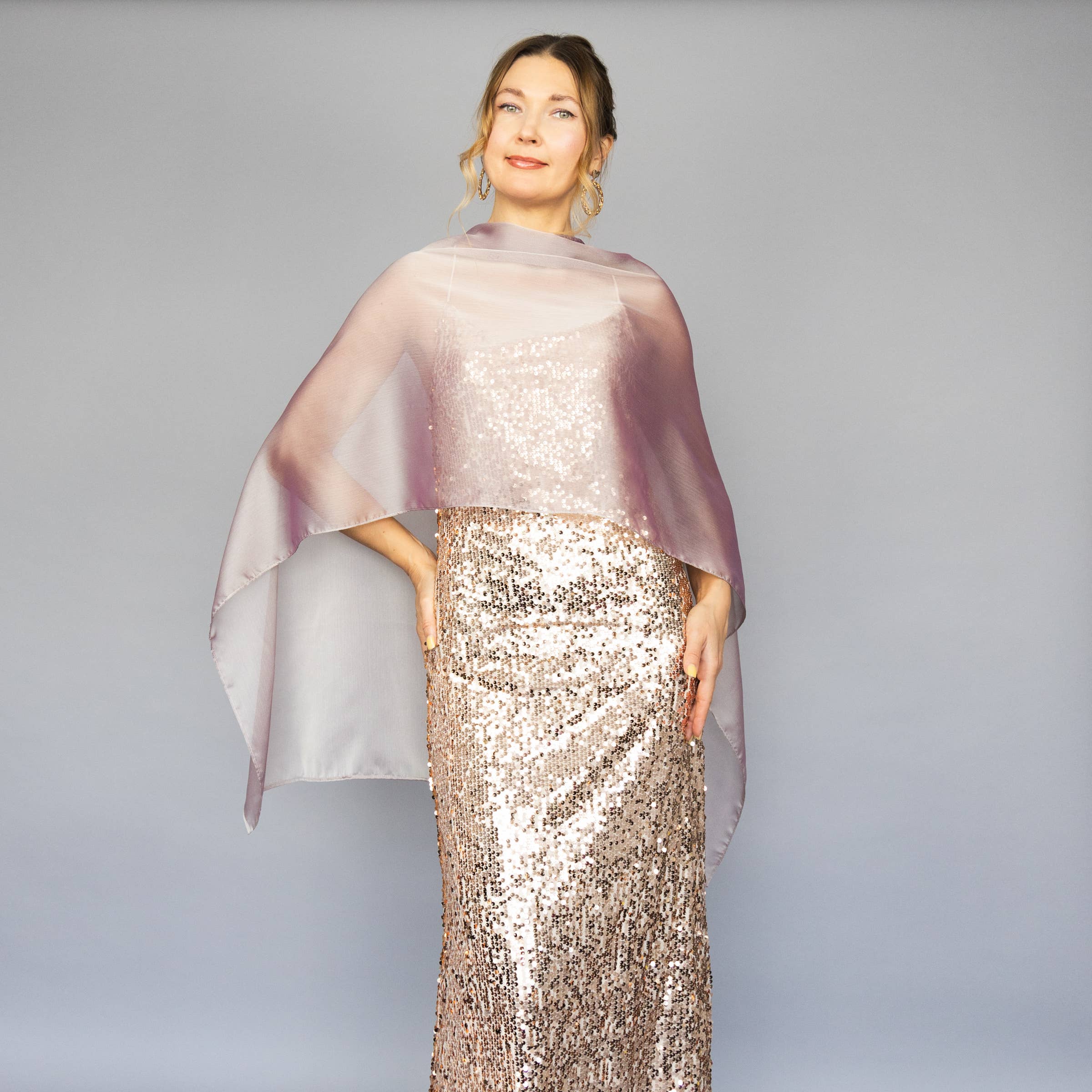 BridalSpain - Venta al por mayor Capa corta- Mujer - Capa Transparente Estilo Griego en Color Vino para Damas de Honor31