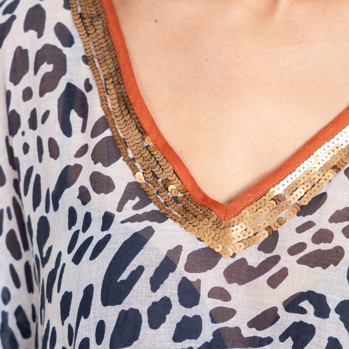 Svart Isla Bonita Av SIGRIS Poncho Cozumel 35410 för wholesale på Faire2