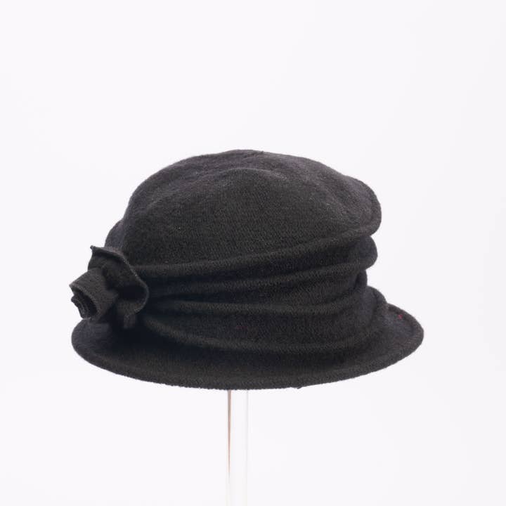 KaKyCo – wholesale Cloche hat – Unisex – Bucket Soft wool pull on hat | 7565705