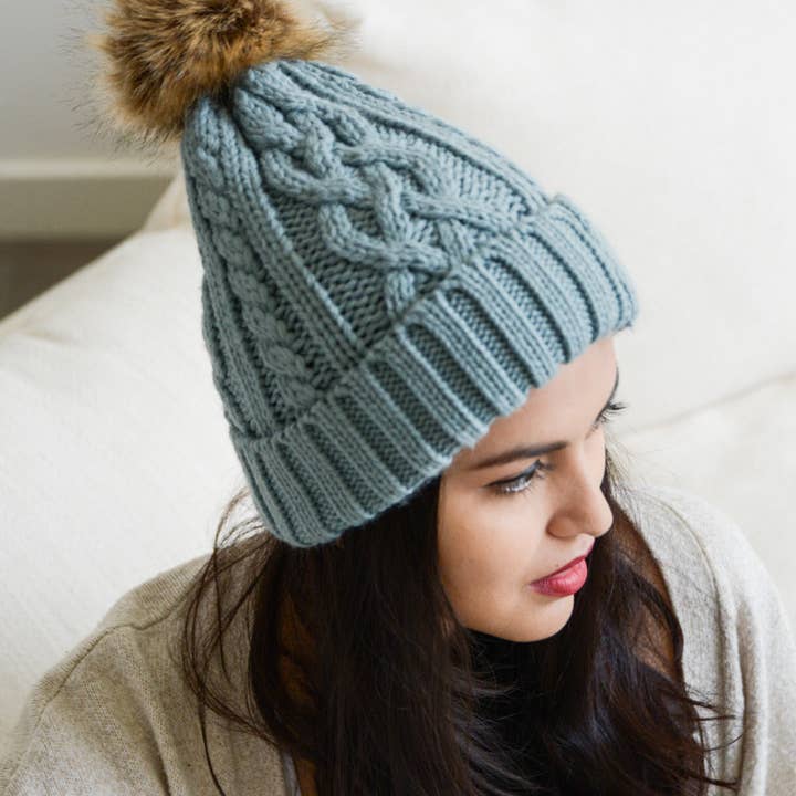 Leto Accessories - Wholesale Beanie - Women's - Fur Pom Knit Beanie - Ideal for Winter Adventures 🏂