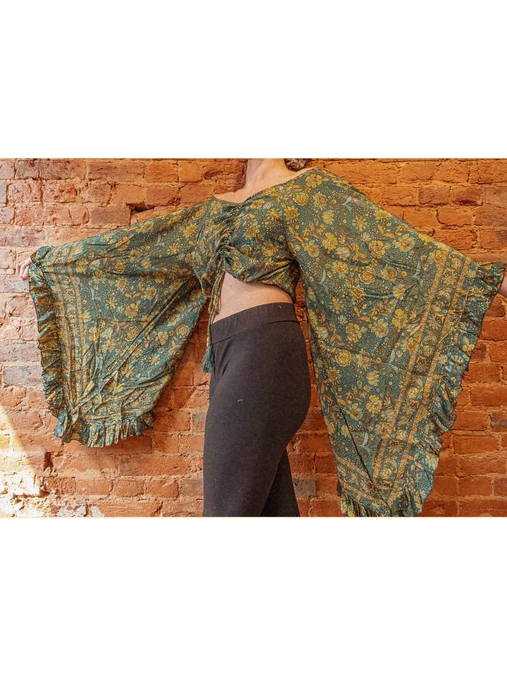 Gardenbelle Shop - Wholesale Blouse - Women's - Hippie Flare Bell Sleeve Cinch Top, Plus Size Available