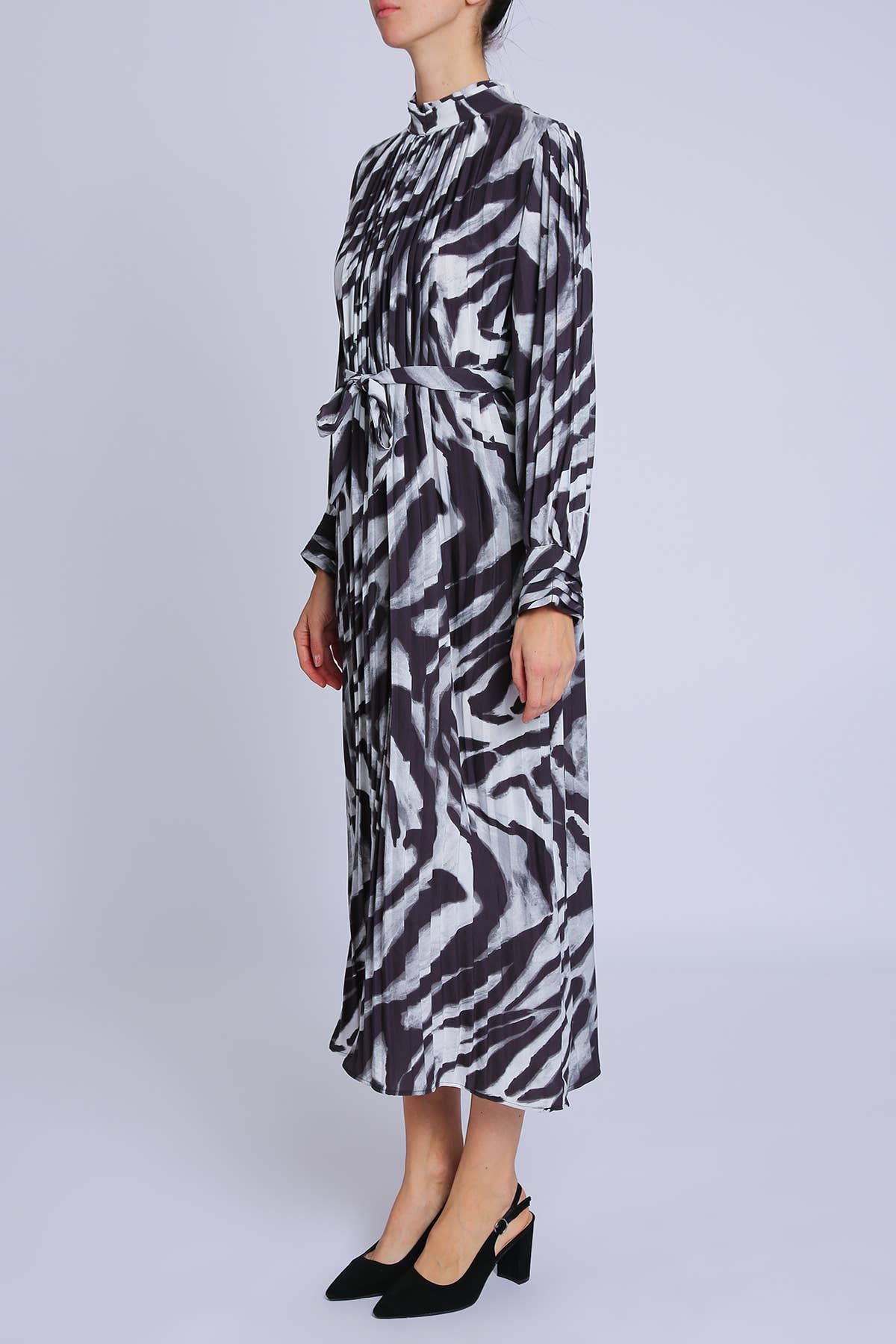 Beulah Style - Wholesale Dress - Women's - Abstract Swirl Print Pleated Maxi Dress PC34423