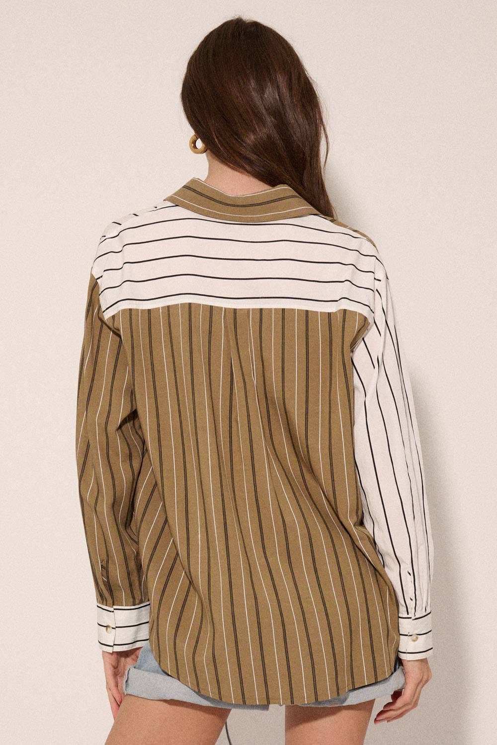 Promesa USA – Engroshandel Skjorte med buttondown – til kvinder – Colorblock Stribet Knap-up Collared Shirt3