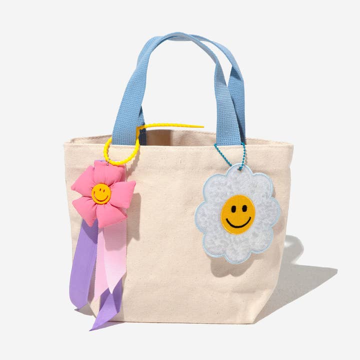 Daisy Charm Cotton Tote for wholesale by Petite Hailey