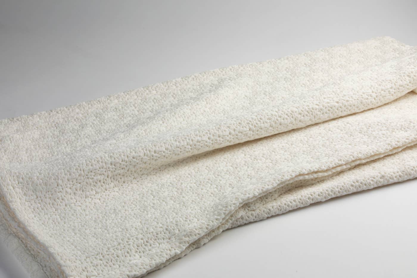 Evelyn Kahle - Wholesale Bedding Blanket - Tunis bedspread2