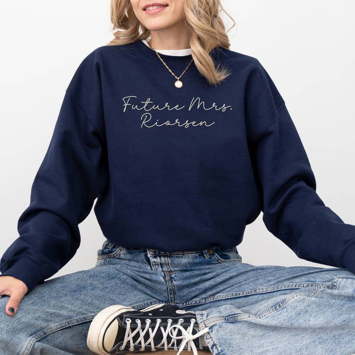MagicMerchEmporium - Wholesale Graphic Sweatshirt - Women's - Future Mrs. Riorson Sweatshirt8
