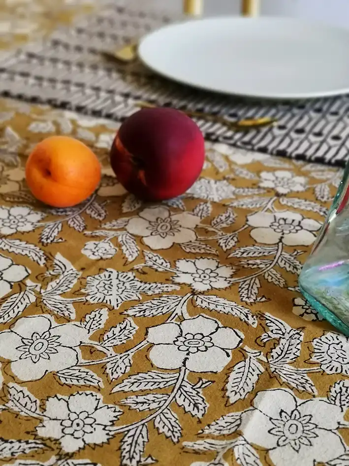 Nayda Diaries – Toalha de mesa por atacado – Toalha de mesa indiana retangular com flores e estampa em bloco Jaisalmer7
