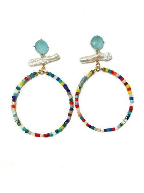 Boucles d'oreilles pendantes artisanales Trotter pour la vente par Betsy Pittard Design LLC