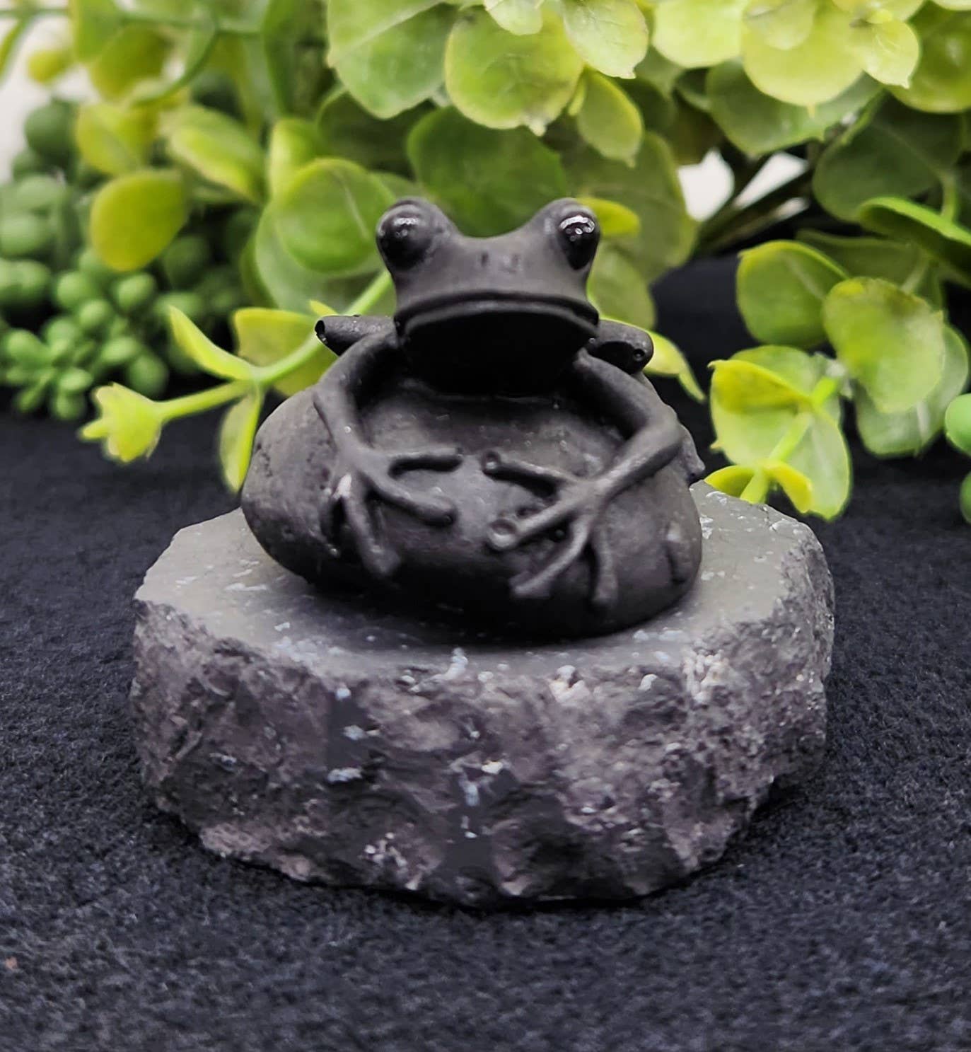 Meraki Gemstones - Wholesale Decorative Figurine - Shungite Figurine Frog on Stone(2.5x2x1.75")(EMF Protection)1