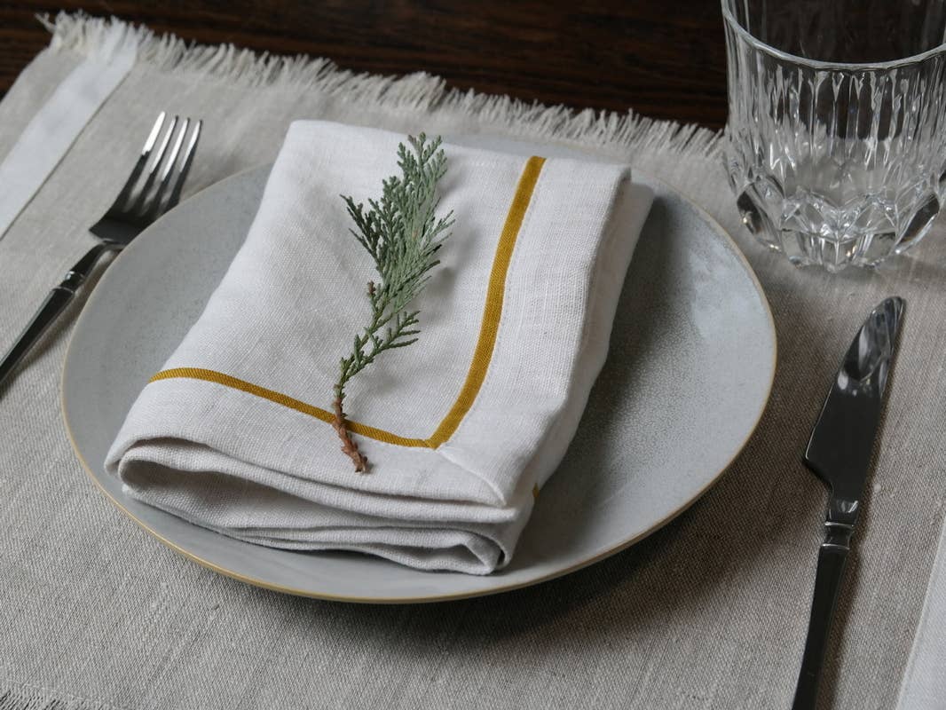 Liem Home - Wholesale Dinner & Cloth Napkin - Linen Napkins with Mitered Corners and Edging2