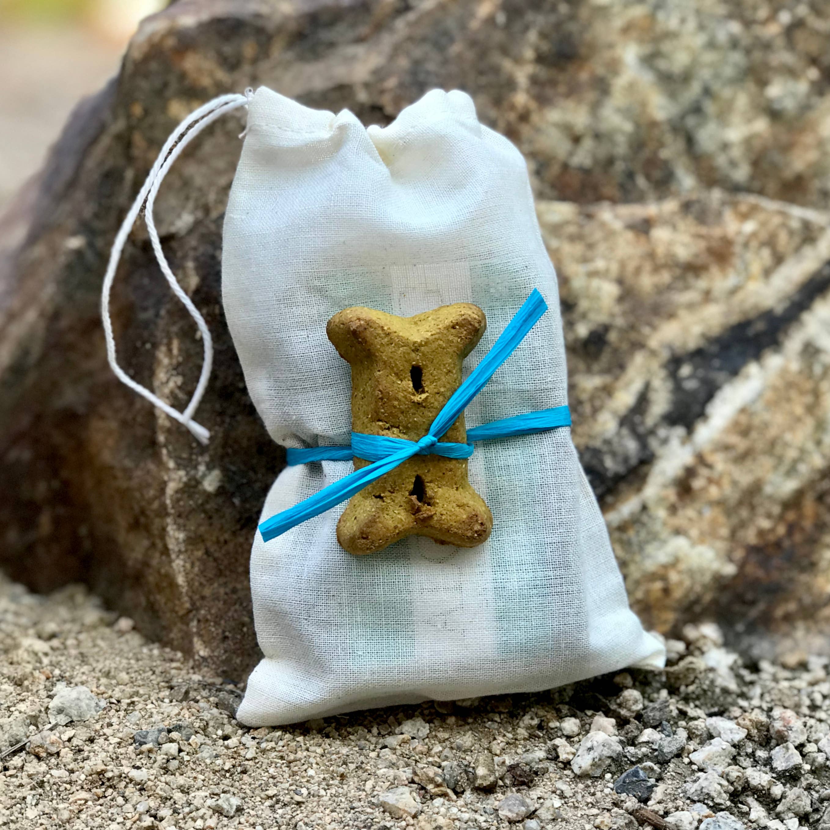 Cordoba Farms – wholesale Pet soap – Dog – ALOHA DOG Rejuvenating Bar2