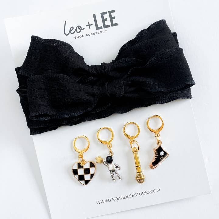 Set di Lacci e Ciondoli per Bambini – Accessori per Scarpe da Combinare e Abbinare per la vendita all'ingrosso da parte di Leo & Lee Studio