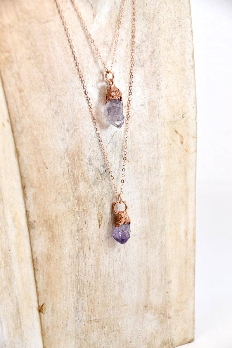 Daddy Daughter Jewelry - Vendita all'ingrosso Collana con ciondolo/pendaglio - Collana con punta di ametista in rame | Collana in oro rosa 14 carati4
