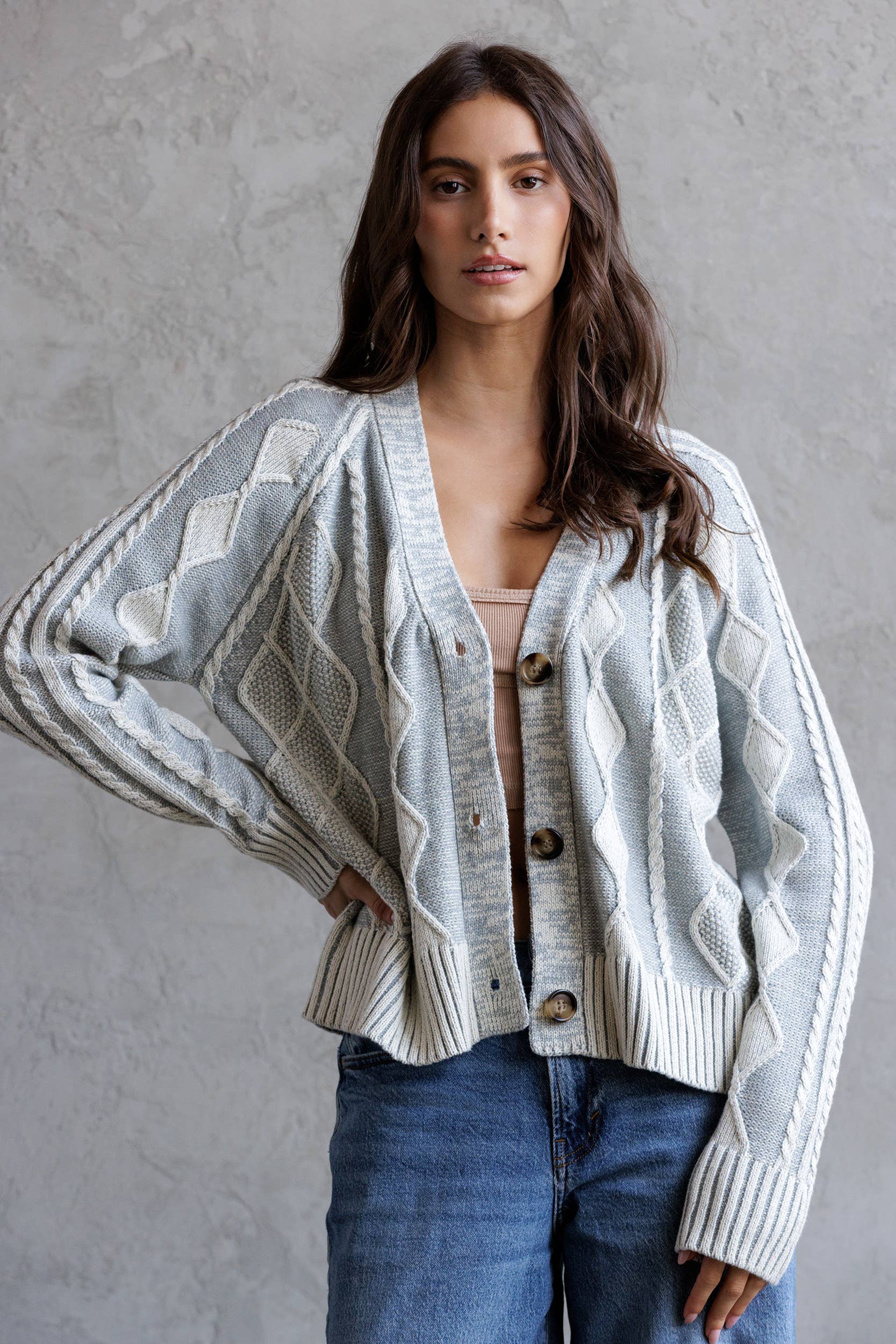 STORIA - Vente Cardigan – femme - JT7252-GILET À BOUTONS EN MAILLE CÂBLÉE8