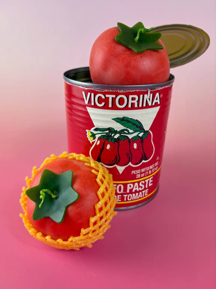 Hola, Soy Tomate - Tomato Candle for wholesale by The Wednesday Co