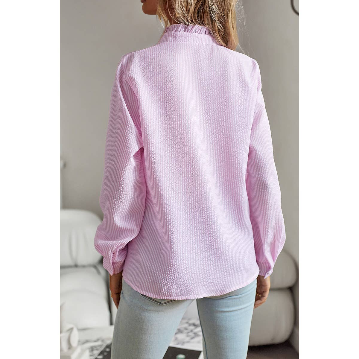 Supreme Fashion - Wholesale Overhemd met knopen - Dames - Frenchy blouse met strepen, ruches en knopen vooraan5