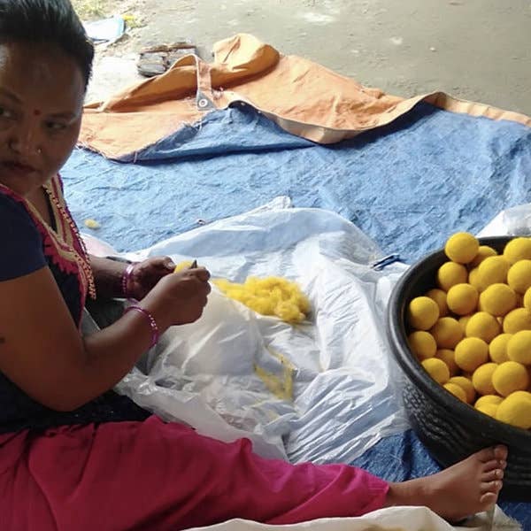 PLENTY - Wholesale Dryer Balls - Dryer Ball | Solid Colors3