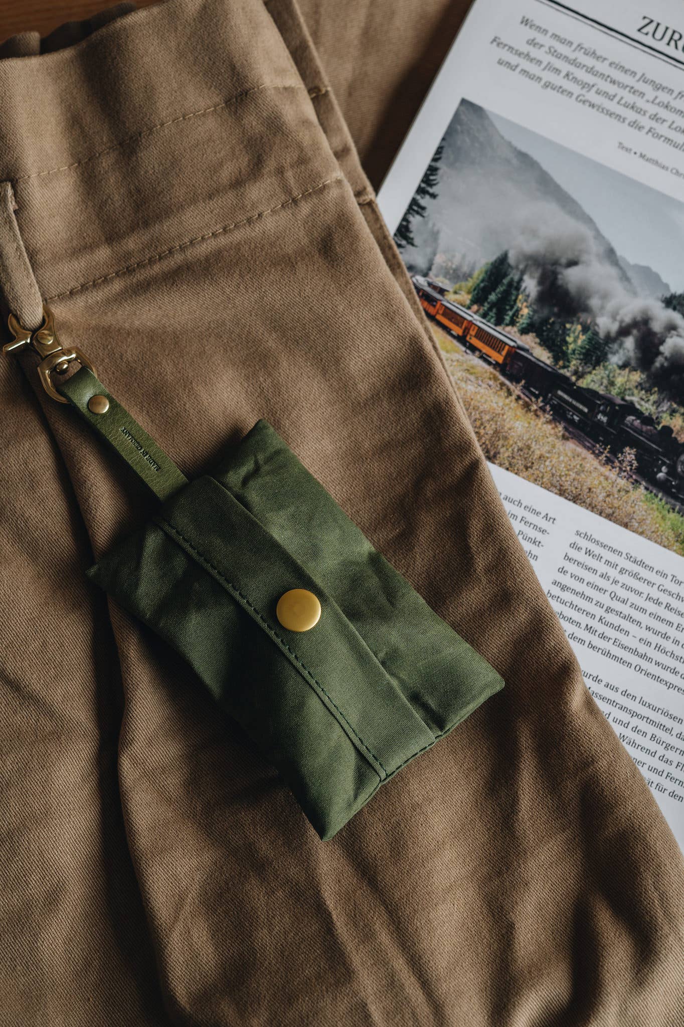 BAND&ROLL - Vendita all'ingrosso Dispenser di sacchetti per la cacca - Porta sacchetti per deiezioni canine in canvas cerato e pelle9