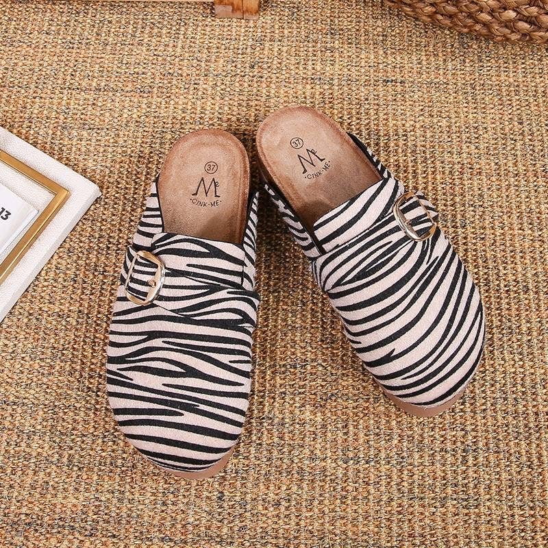 BELLICY / Cink-me - Wholesale Mules - Women's - Suede mules with buckle, IU23215