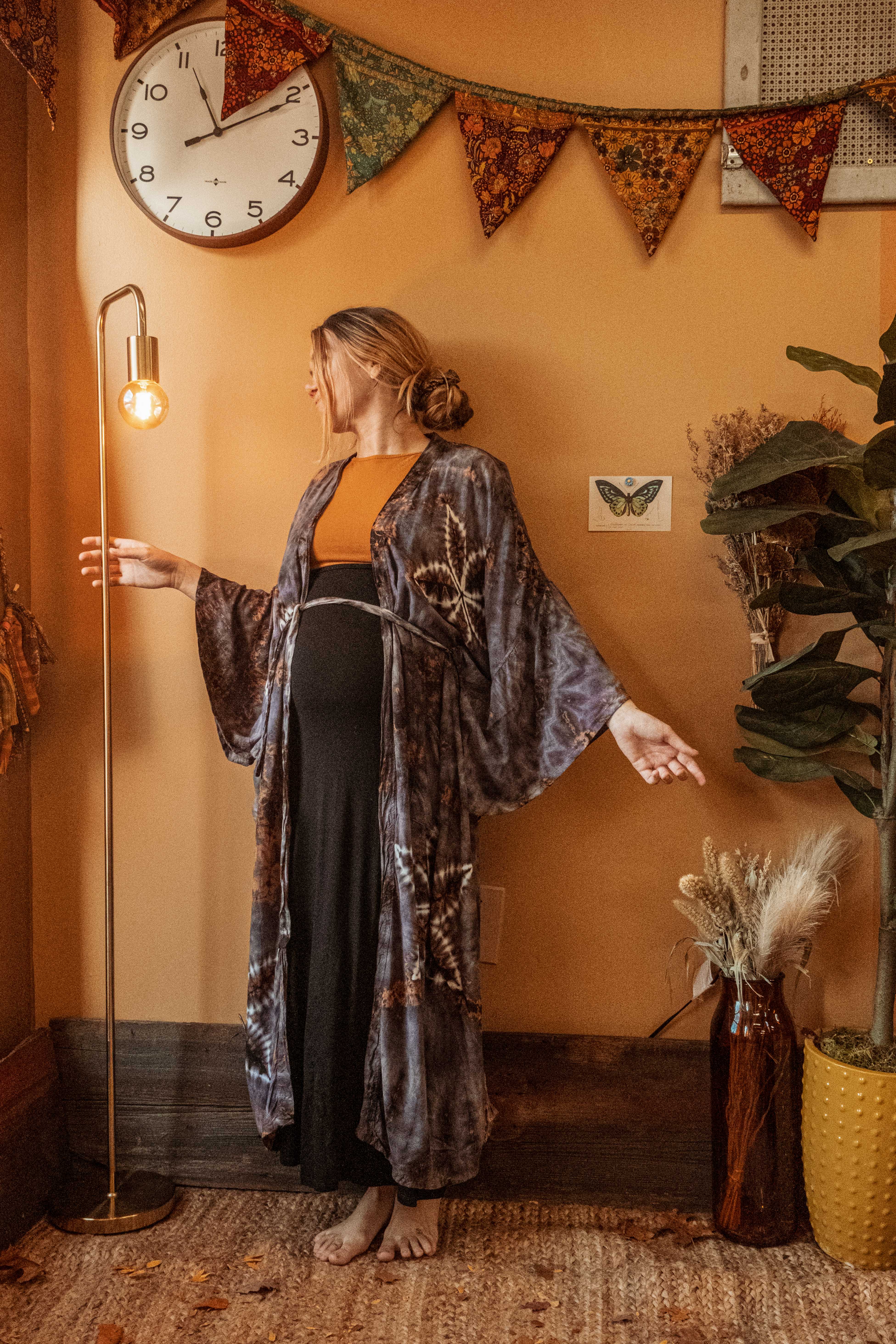 Gardenbelle Shop - Venta al por mayor Kimono - Mujer - Kimono bohemio hippie teñido a mano, bata estilo boho en tonos tierra10