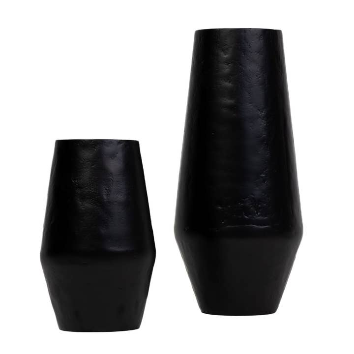 Aubrey Aluminum Vase CN1085 for wholesale by Replica Plants and Decor