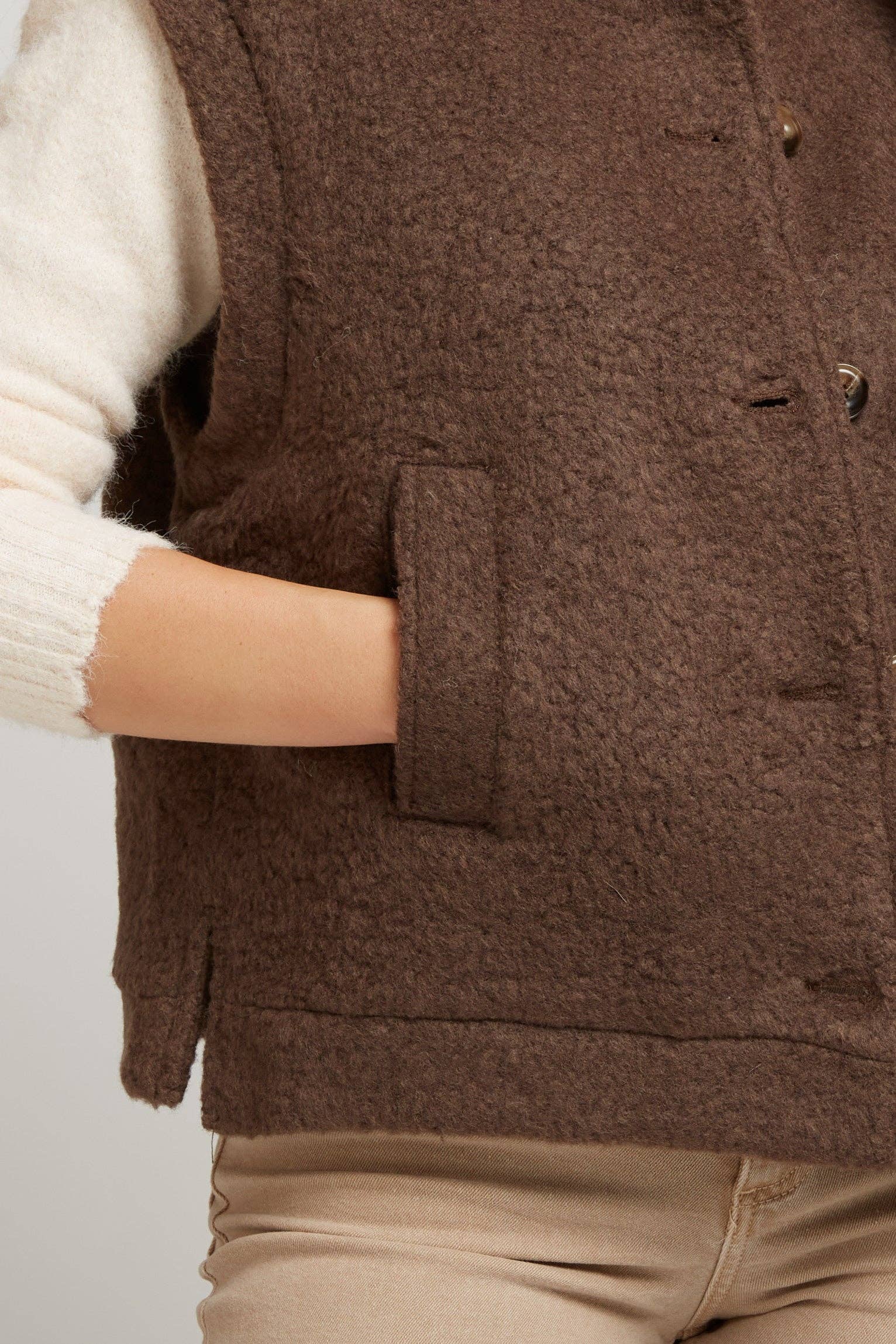 Andy & Lucy – Cardigan - Mulher por atacado – GANDALF - Colete sem mangas em lã bouclé15