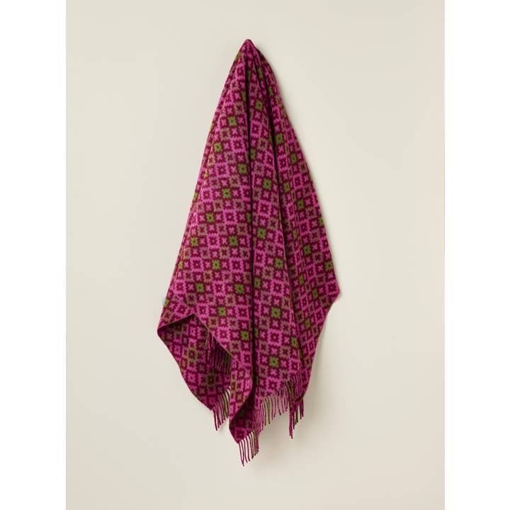 Bronte Moon - Wholesale Throw Blanket - Dartmouth Range - Shetland Quality Throw - Made in England