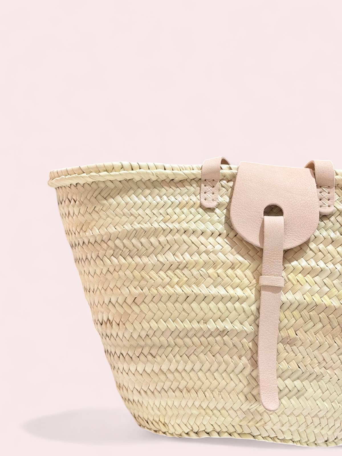 HandmadeBestSeller - Wholesale Beach Bag - Handwoven Straw Basket with Long Leather Strap & Flap 5
