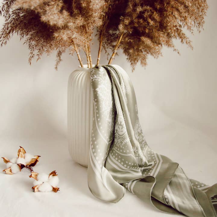 STASI ACCESSORIES - Wholesale Scarf - Women's - Satin Scarf/Hair Bandana3