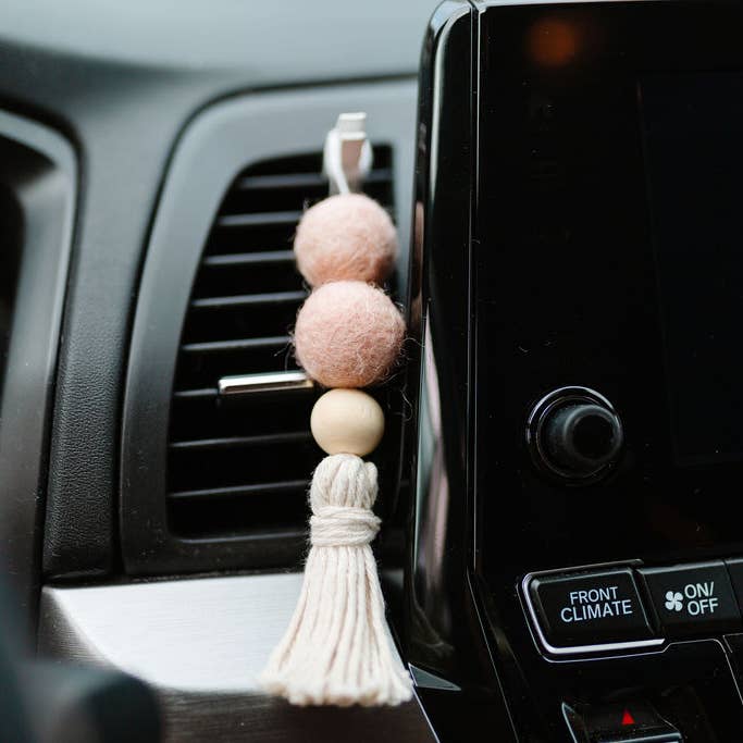 Essential Oil Bil Vent Diffuser for engroshandel hos Whip Up Whatever