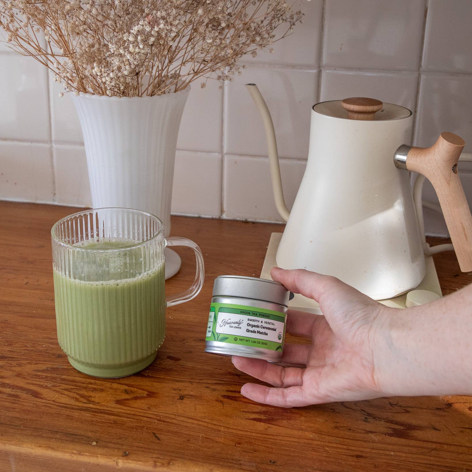 Heavenly Tea Leaves - Vendita all'ingrosso Tisane salutari e depurative - Lattina in polvere di tè verde Matcha di grado cerimoniale biologico2