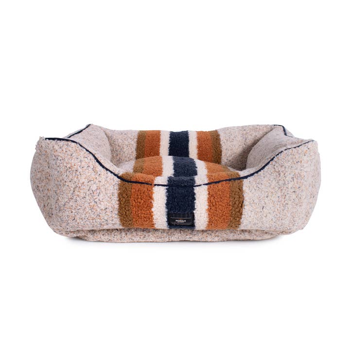 Carolina Pet Company - Wholesale Pet Bed - Dog - Shinola Pet Kuddle Bolster Style Dog Bed in Oatmeal