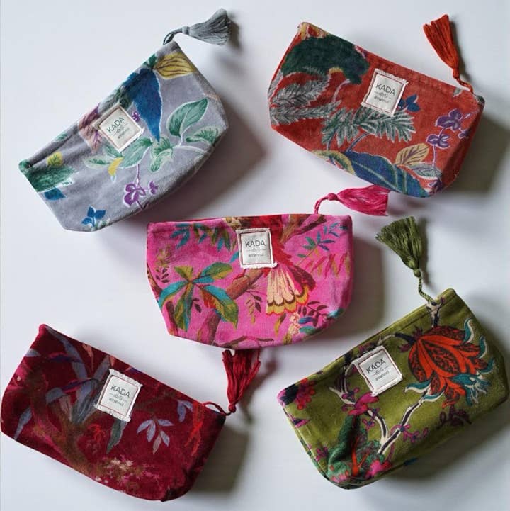 Annahmol - Wholesale Makeup/Cosmetic Bag - Velvet Makeup Pouch: Assorted Prints